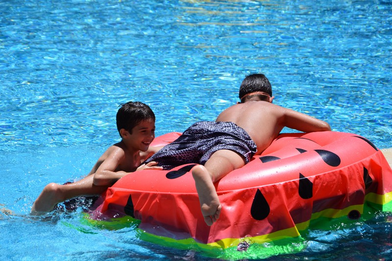 Lunch by the pool at Kempinski Summerland Hotel & Resort